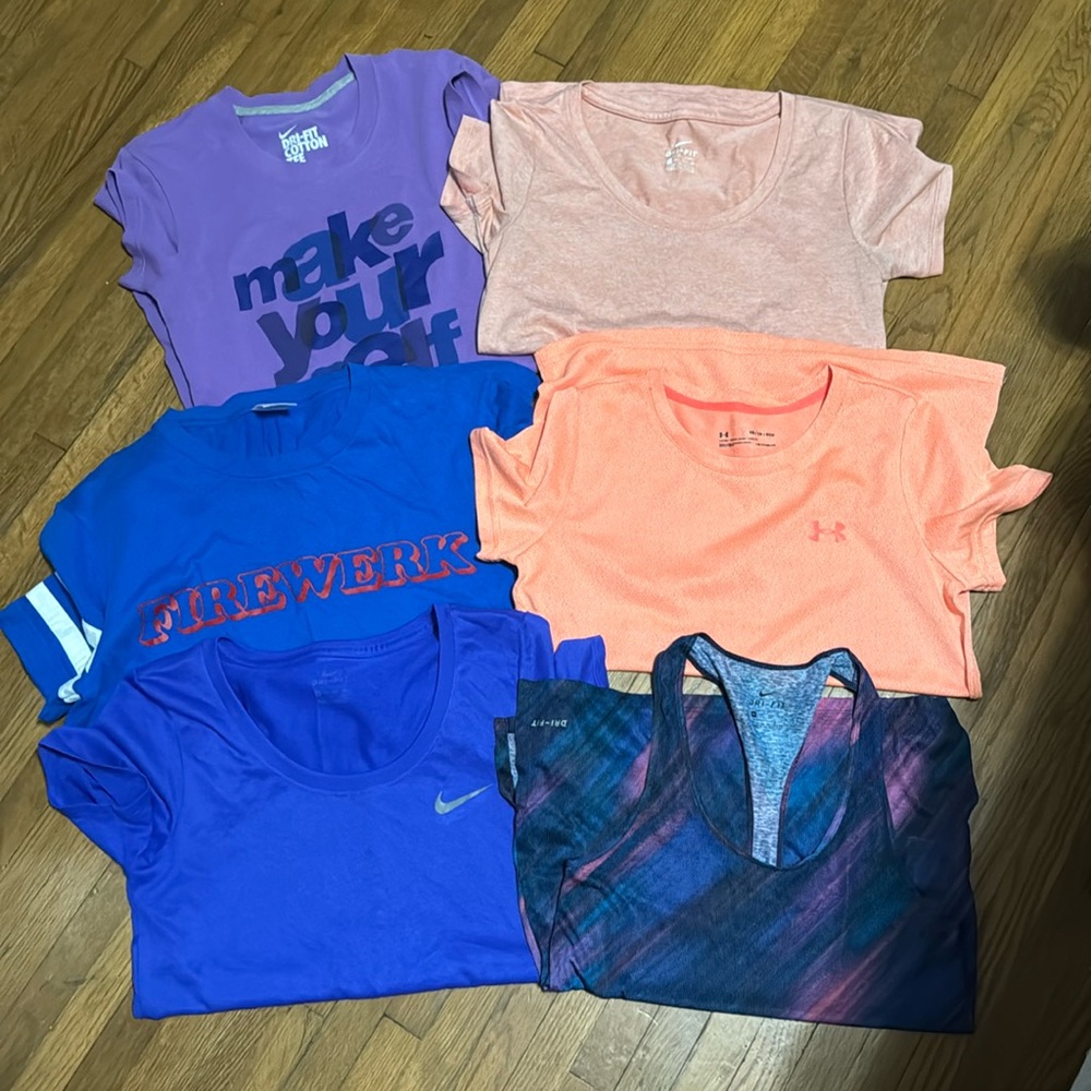 Women’s Nike underarmour tshirts